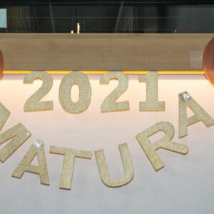 Übergabe der Maturazeugnisse bzw. der Abschlusszeugnisse