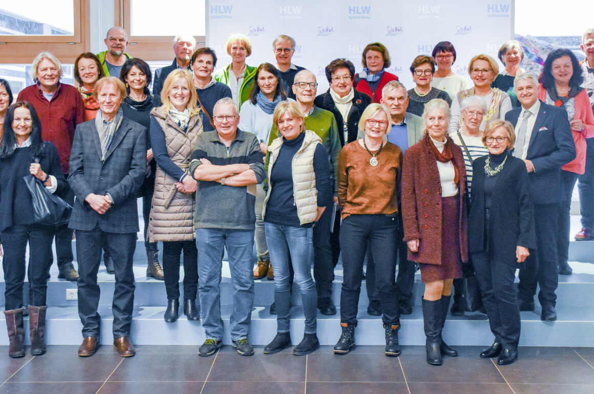 HLW_Lehrer_Ruhestand_17_Jän_2023-13 HLW Spittal lädt ehemalige Lehrkräfte zum Neujahrstreff in die neu umgebaute Schule