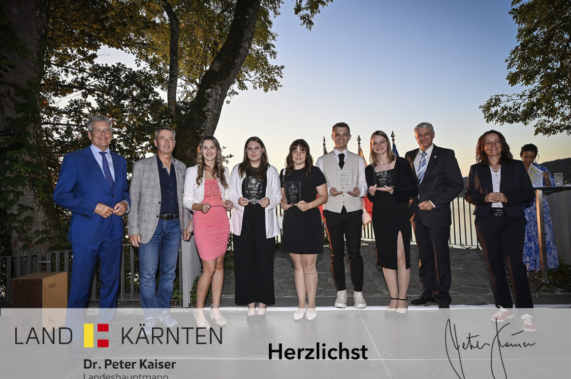 Ehrung_Maturanten_07092023 Ehrung des Landes Kärnten für musterhafte Leistungen in der Reife- und Diplomprüfung