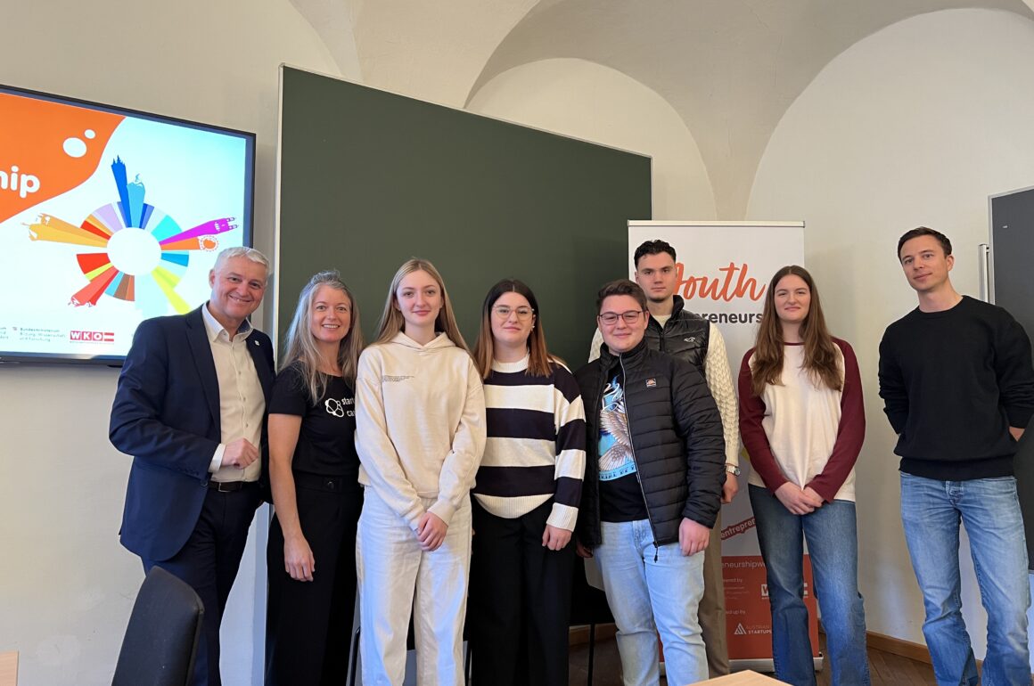 Entrepreneurship Week für die 3 AHW der HLW Spittal in der Fachhochschule Kärnten