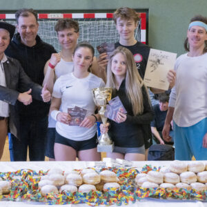 Faschings-Volleyballturnier stärkt HLW-Schulgemeinschaft