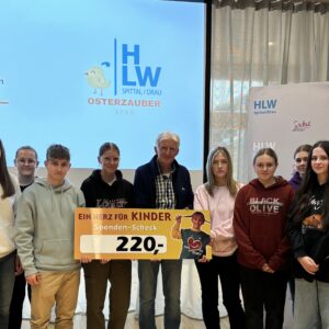 Schülergruppe der ersten Klasse Fachschule für Sozialberufe der HLW Spittal im Einsatz