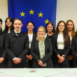 Schul- und Berufsabschluss an der Fachschule für Wirtschaft