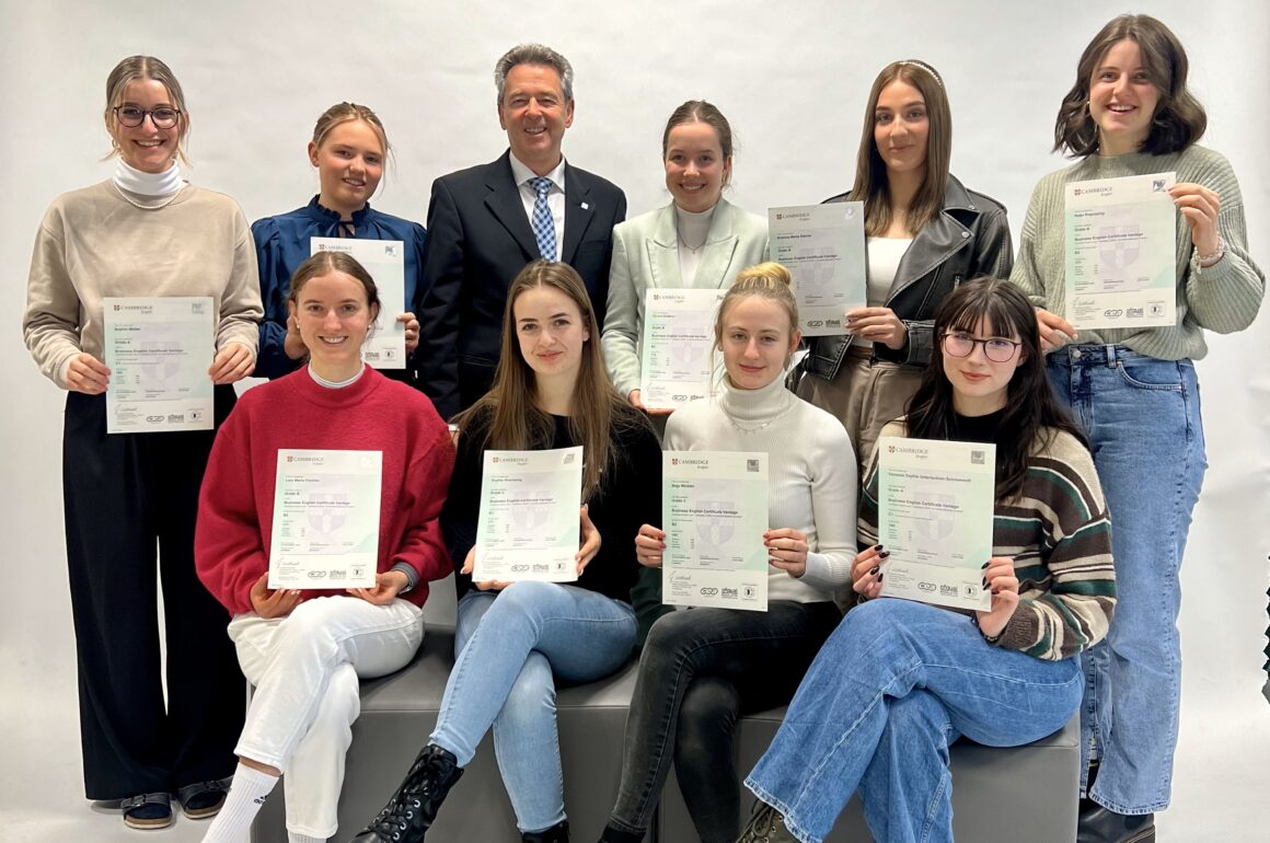 BEC_candidates_2024 HLW Spittal/Drau – “Future me” in BEC (Business English Certificates)