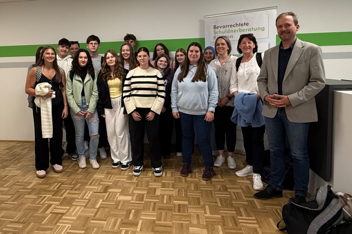 Fachschule für Wirtschaft Spittal zu Gast bei der Kärntner Schuldnerberatung