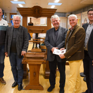 Die HLW Spittal ladet zur Täufer-Ausstellung