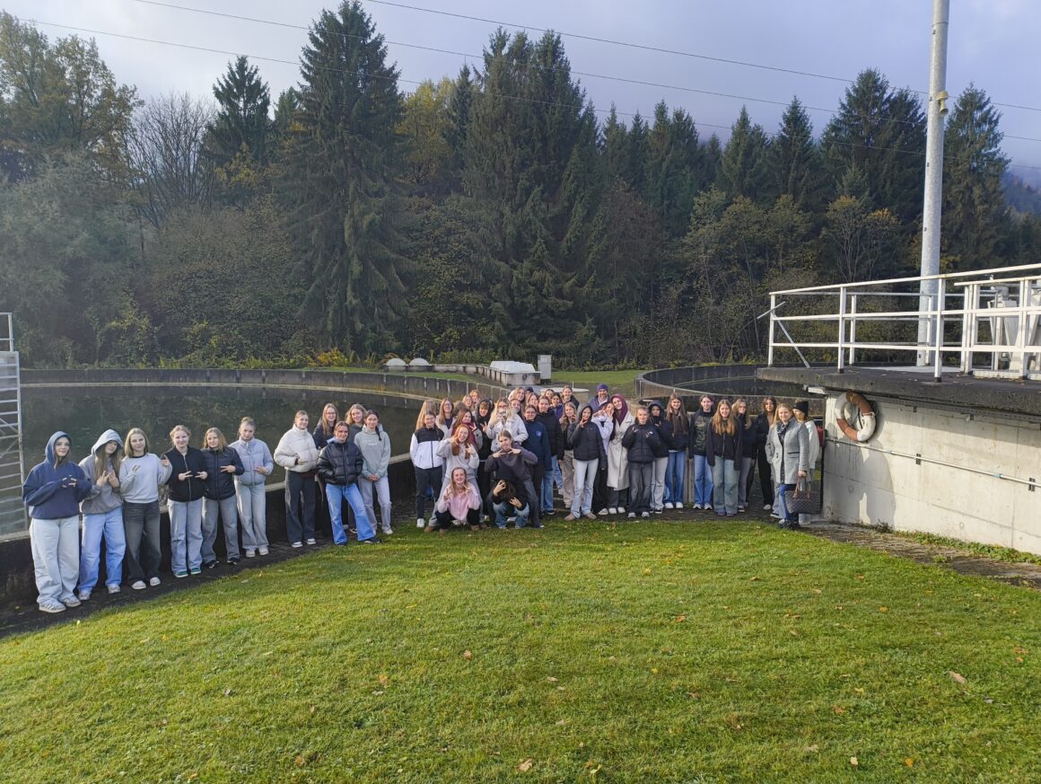 Exkursion im Rahmen des NAWI-Unterrichts zur Kläranlage Millstätter See