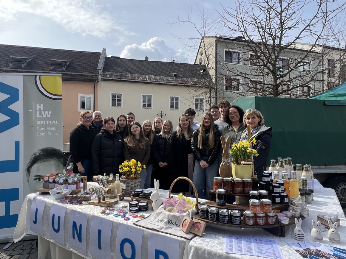 Innovationsgeist trifft Ostertradition: „SUN FACTORY“ der HLW Spittal begeistert am Wochenmarkt