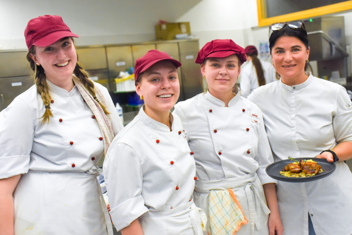HLW Spittal_Gastronomie_Vorprüfungen_2026-21 Vorprüfungen zur Reifeprüfung in Küchenmanagement und Servicekunde an der HLW Spittal beginnen.