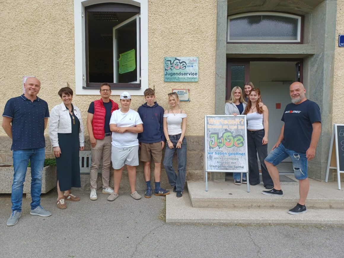 JUSE_Spittal_160626 Exkursionen der 1FS mit Praxisbezug: Einblicke in wichtige soziale Anlaufstellen in Spittal
